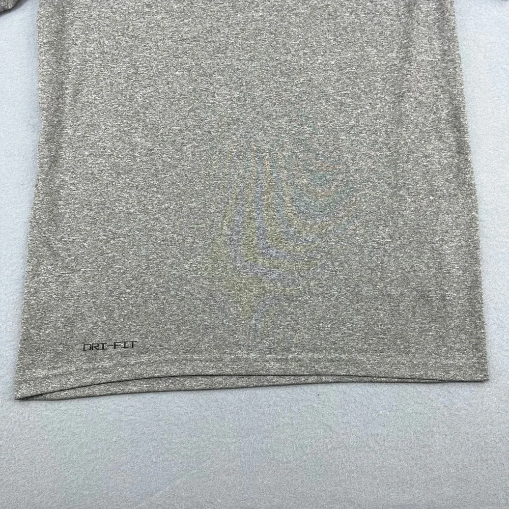 Nike Dri-FIT Mens Small Heather Gray Short‎ Sleeve Athletic Training T-Shirt